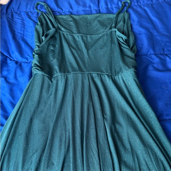Hunter Green Party dress - Picture 1 of 3